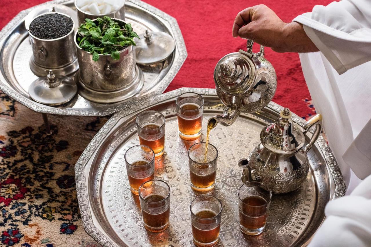 Moevenpick Hotel & Casino Malabata Tanger Екстер'єр фото Moroccan mint tea