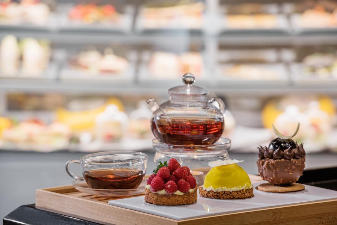 Moevenpick Hotel & Casino Malabata Tanger Екстер'єр фото Tea and pastries
